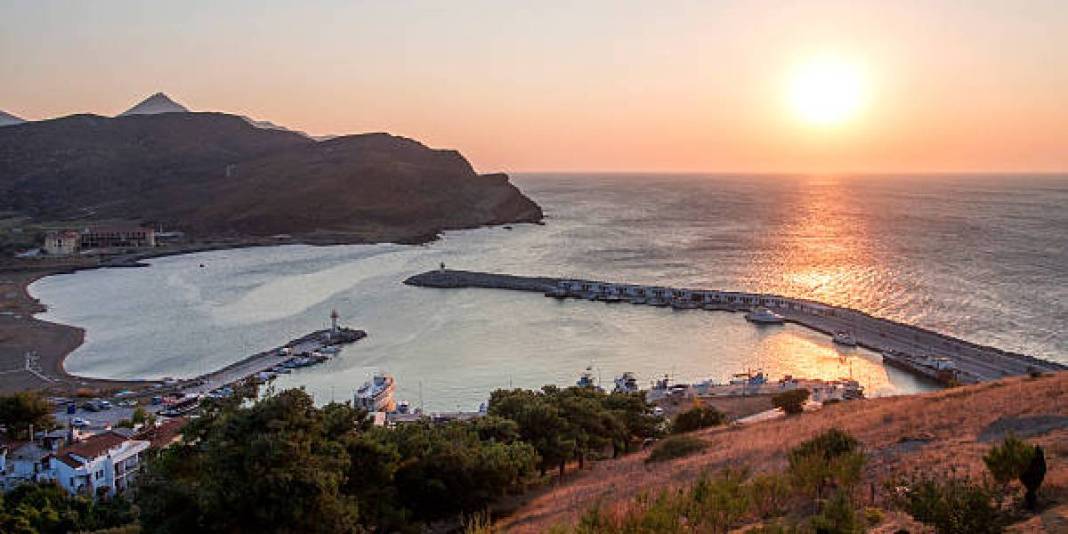 Türkiye’ye gelen her turistin listesinde burası var! Kültür, lezzet, manzara… Turist ziyaretinde zirveye oynuyor 8